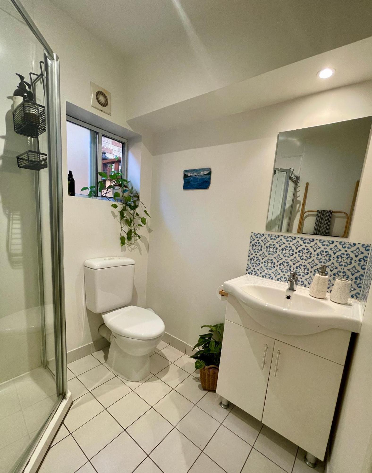 Lilli Pilli Guesthouse Byron Bay Exterior photo